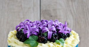 How To Make A Blue Velvet Naked Cake