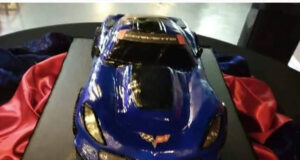 Corvette Cake by Lynette Rogers